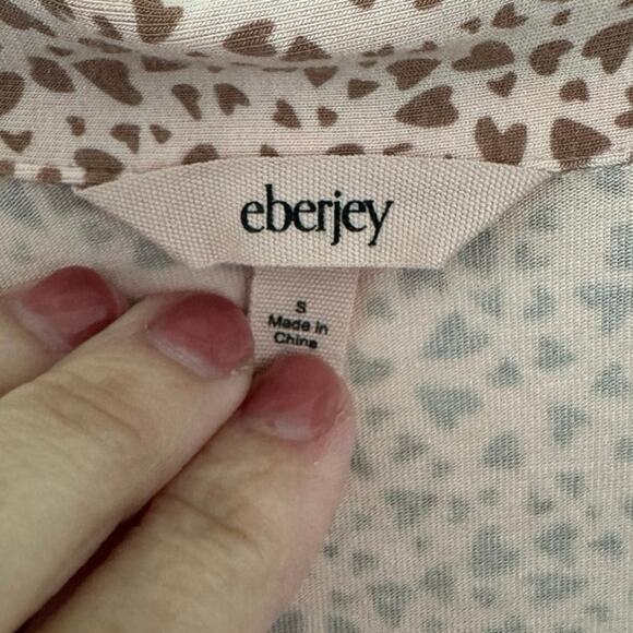 Eberjey Gisele Pajama Top Button Down Mocha Animal Hearts Small - Picture 5 of 5